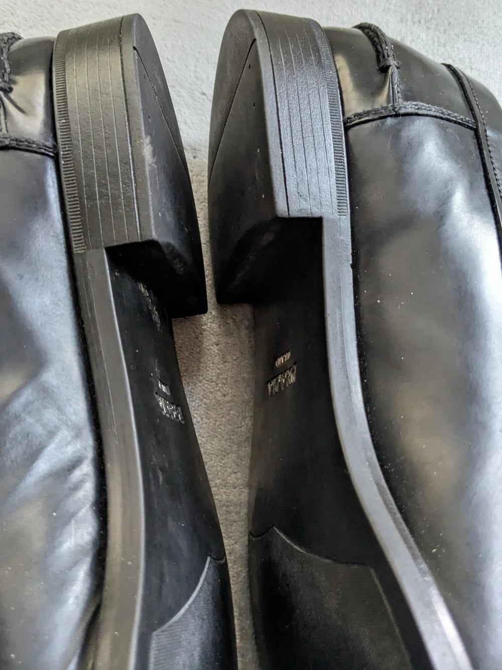 Prada loafers 100%